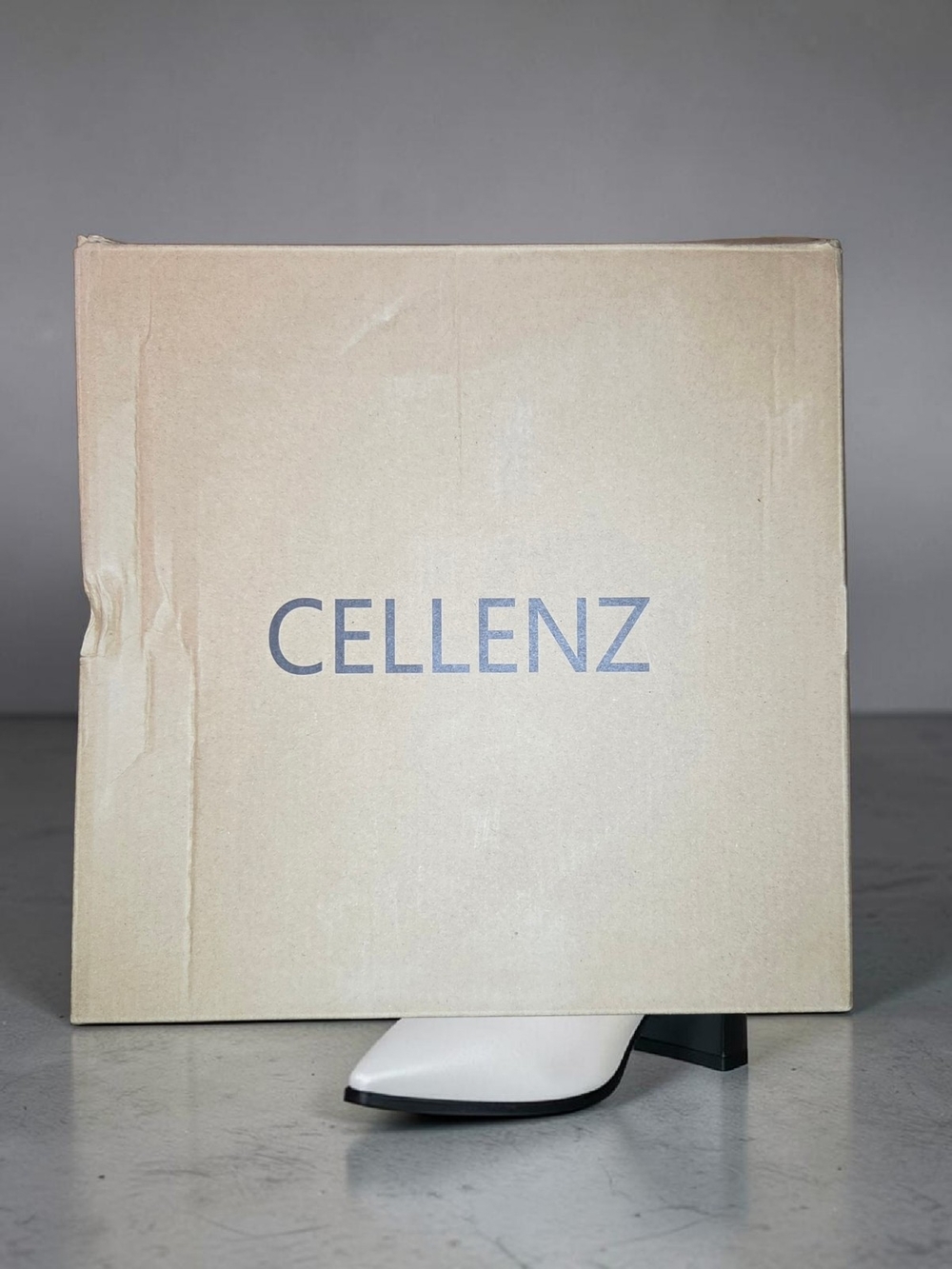 CELLENZ Women's Heel Ankle Boots in White Size 6.5 ♡ - Picture 8 of 8